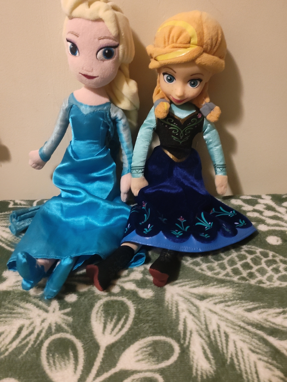 Disney Frozen Elsa & Anna Plush Dolls - Blue Dresses